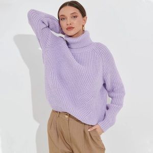 🌿 lilac oversized turtleneck 🌿